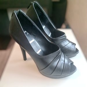 Elle Peep Toe Heels